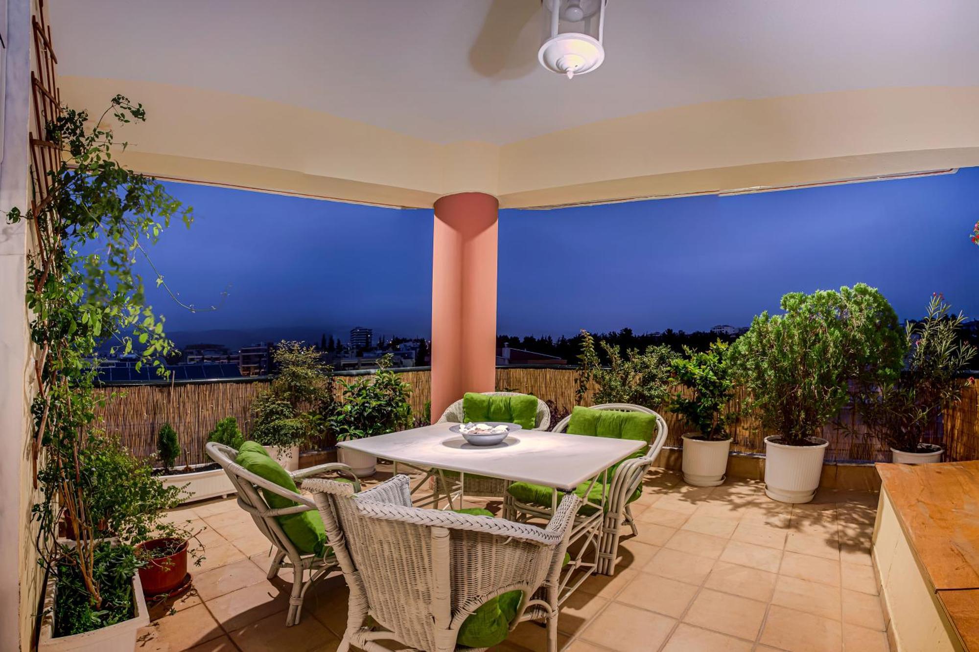 Celestial Garden-Thessaloniki'S Modern, Eclectic Penthouse With An Amazing View And Veranda Zewnętrze zdjęcie